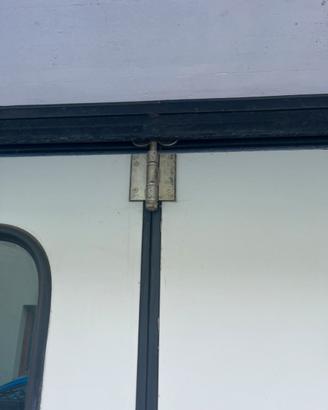 Portone garage