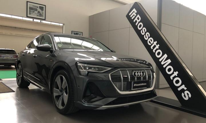 AUDI Q8 e-tron SPORTBACK 50 quattro S line editi