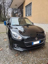 Suzuki Swift 1.2 Hybrid Dualjet – 66.000 km 