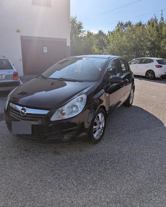 Opel Corsa 1.4 benzina 2007