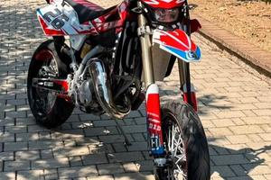 cambio Husqvarna SM 125 con Citroen Ami
