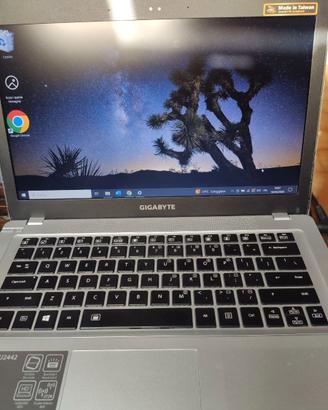 GIGABYTE U2442 Extreme Ultrabook