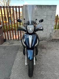 PIAGGIO BEVERLY 350 2013 SPORT TOURING 37.000KM