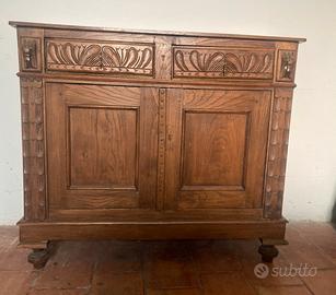 Credenza legno massello intsgliata a mano p