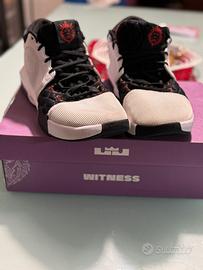 Scarpe nike Lebron James witness VIII
