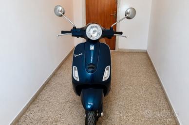 Vespa LX 50 piaggio blu metallizzato