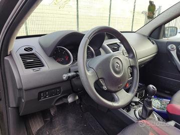 Cruscotto RENAULT MEGANE del 2006