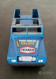 Land Rover Defender pick up scala 1/24