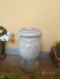 vaso per fiori in marmo