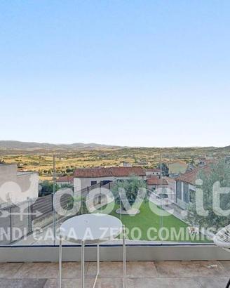 Villa di 300 m² con 5 locali e box auto a Berchidd