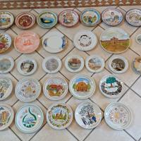 piatti in porcellana decorati vari tipi