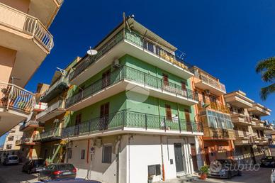 3 LOCALI A VILLABATE