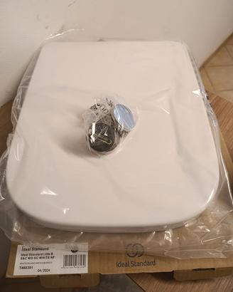 Copri vaso bianco Ideal Standard con rallentatore 
