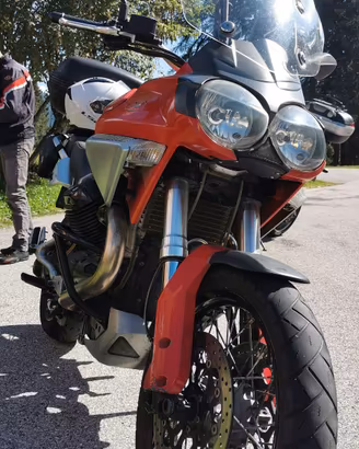 Guzzi stelvio 1200