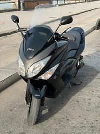 YAMAHA T MAX