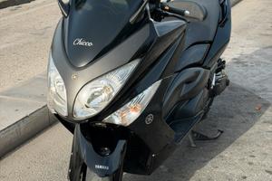 YAMAHA T MAX