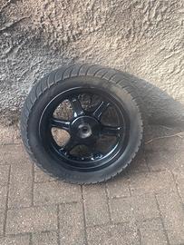 Ruota posteriore scooter
