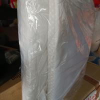 Lettino in legno per bambino