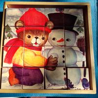 Coloratissimo Puzzle a cubi di legno