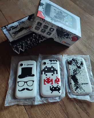 Custodie e cellulare x pezzi ricambio NGM