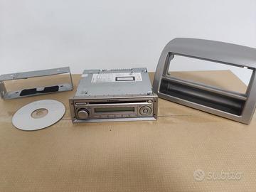 Autoradio Lancia Ypsilon 2a serie + mascherina