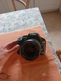 Fotocamera e treppiede