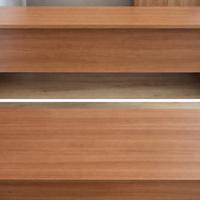 Scrivania in legno ciliegio