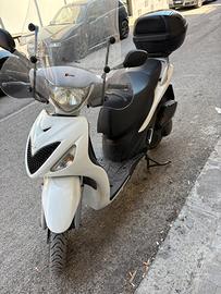Scooter Suzuki
