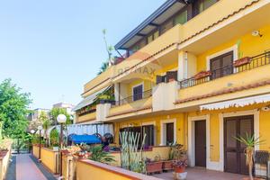 Villa a schiera - Giardini-Naxos