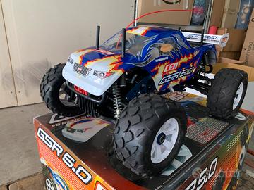 Monster Truck a benzina