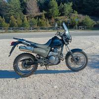 Honda SLR 650 moto patente A2 enduro stradale