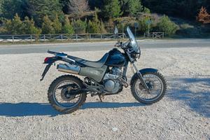 Honda SLR 650 moto patente A2 enduro stradale