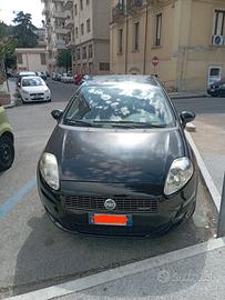 FIAT Grande Punto 1.3 Multj 75 280000km- 2007