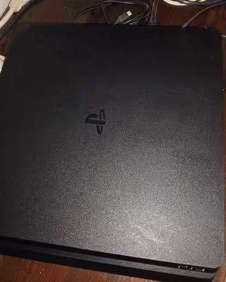 PS4 slim