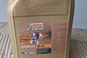 Olio motore Castrol Edge
