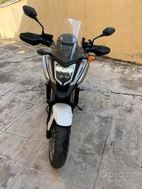 Honda ncx 750 - cambio automatico - come nuova
