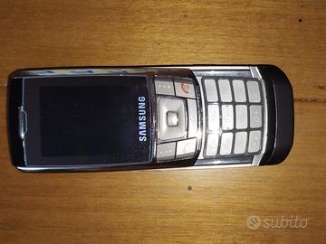 cellulare Samsung mod SGH-D900i
