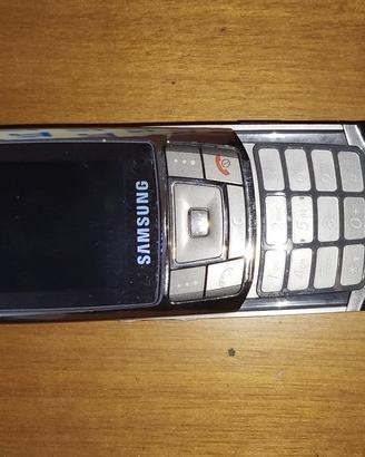 cellulare Samsung mod SGH-D900i