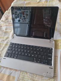 Tablet Huawei T3 con tastiera 

