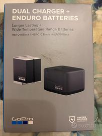 Gopro dual charger + enduro batteries