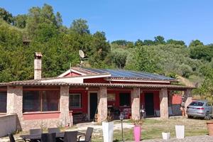Villa a Monterotondo con 5000 Mq. di terreno