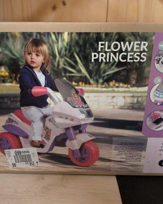 peg Perego Flower princess scooter per bambine