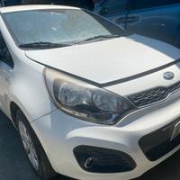 Ricambi usati per Kia Rio 1.1 CRDI del 2011