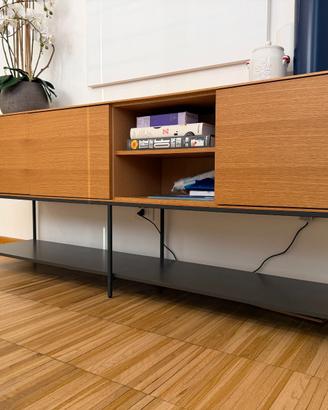 Credenza legno rovere e acciaio Kave Home 3 ante