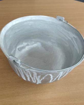 calderone in alluminio da 10 kg.