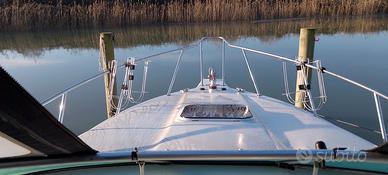 Crowline 27 