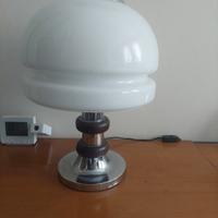 lampada da tavolo anni 60