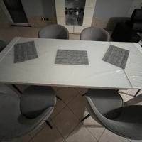 Tavolo come Nuovo