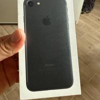 iPhone  7 nero 32 GB