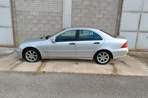 c220 Mercedes 